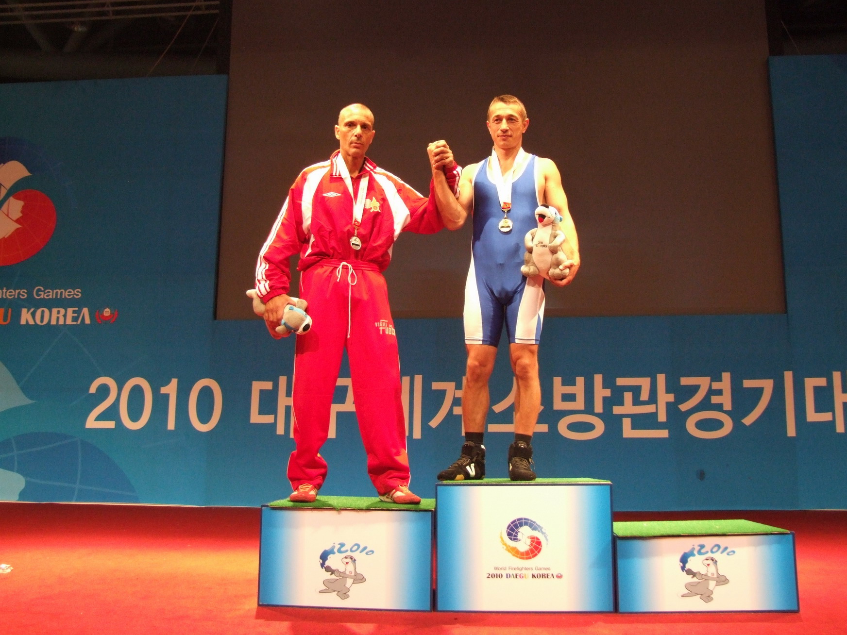 /albumFoto/corea2010/DSCF7099.jpg